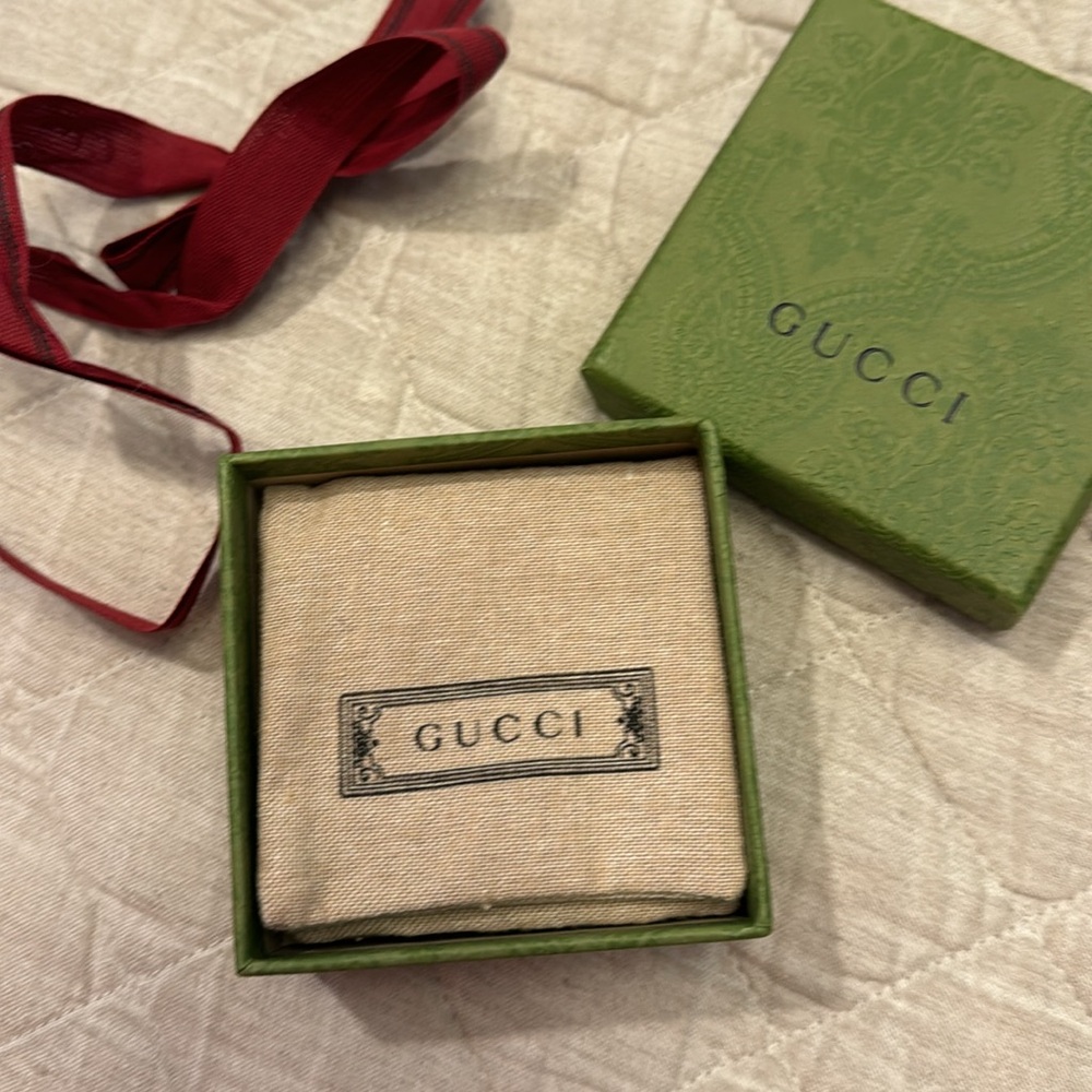 Gucci Earrings - Picture 4 of 5